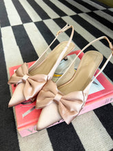 Load image into Gallery viewer, Nora Slingback Bow Kitten Heels- Champagne