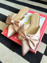 Load image into Gallery viewer, Dorothy Satin Bow Mule - Champagne