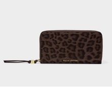 Load image into Gallery viewer, Large Zip Wallet - Chocolate Leopard