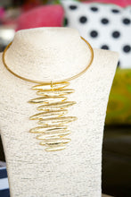 Load image into Gallery viewer, Gold Chunky Geometric Pendant Choker
