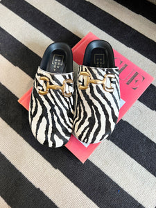 Azalea Clogs - Zebra