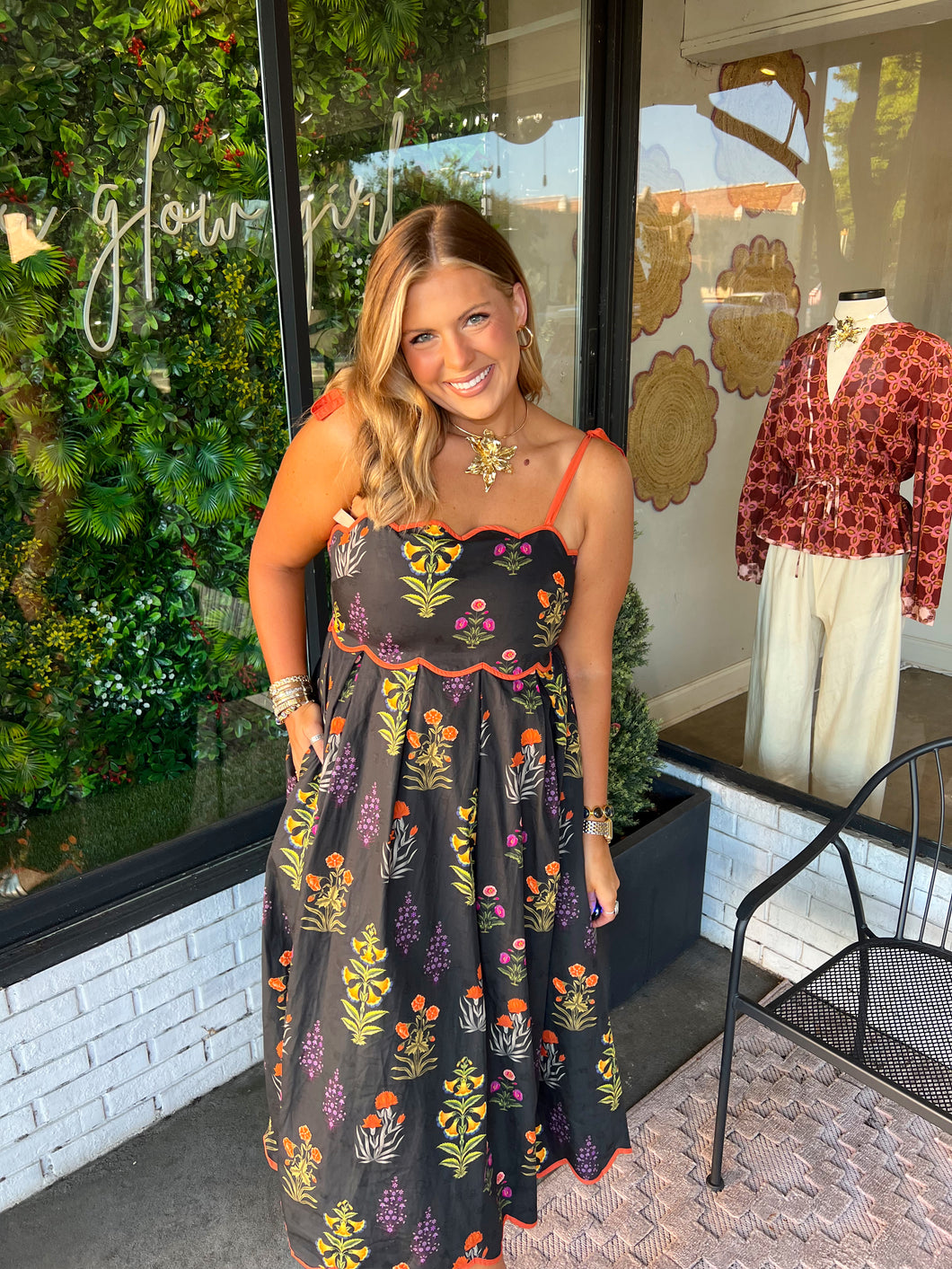 Sinclair Floral Scallop Midi Dress- Black