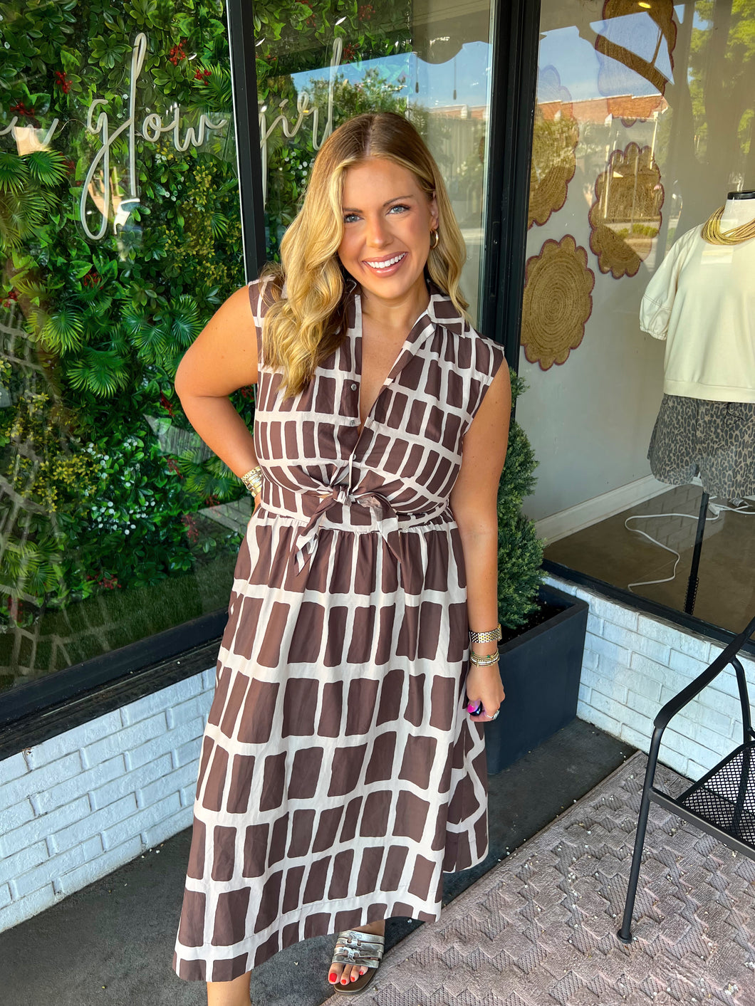 Campbell Geometric Sleeveless Midi Dress- Brown
