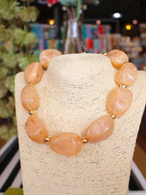 Load image into Gallery viewer, Chunky Nugget Beaded Necklace - Beige
