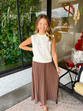 Load image into Gallery viewer, Elsey Plated Suede Maxi Skirt- Brown

