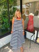 Load image into Gallery viewer, Kinsley Sleeveless Striped Skirt Set- Black/ White
