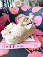 Load image into Gallery viewer, Kerry Flatform Sandals -Bone Woven
