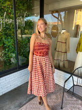 Load image into Gallery viewer, Wren Floral Chainlink Printed Midi Dress- Pink/Burgundy
