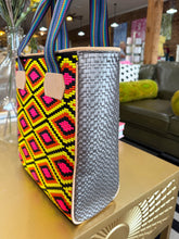 Load image into Gallery viewer, Classic Tote - Rae
