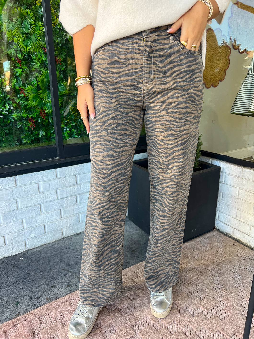 Logan High Rise Dad Jeans - Tiger