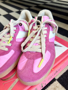Sylvia Color Block Sneakers -Pink