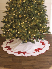 Load image into Gallery viewer, Bow Tree Skirt
