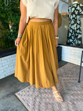 Load image into Gallery viewer, Leah Pleated Midi Skirt - Camel

