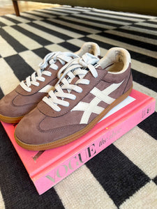Sasha Suede Sneakers - Brown