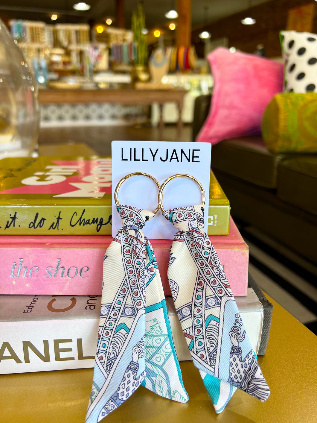 Scarf Dangle Earrings - Ivory