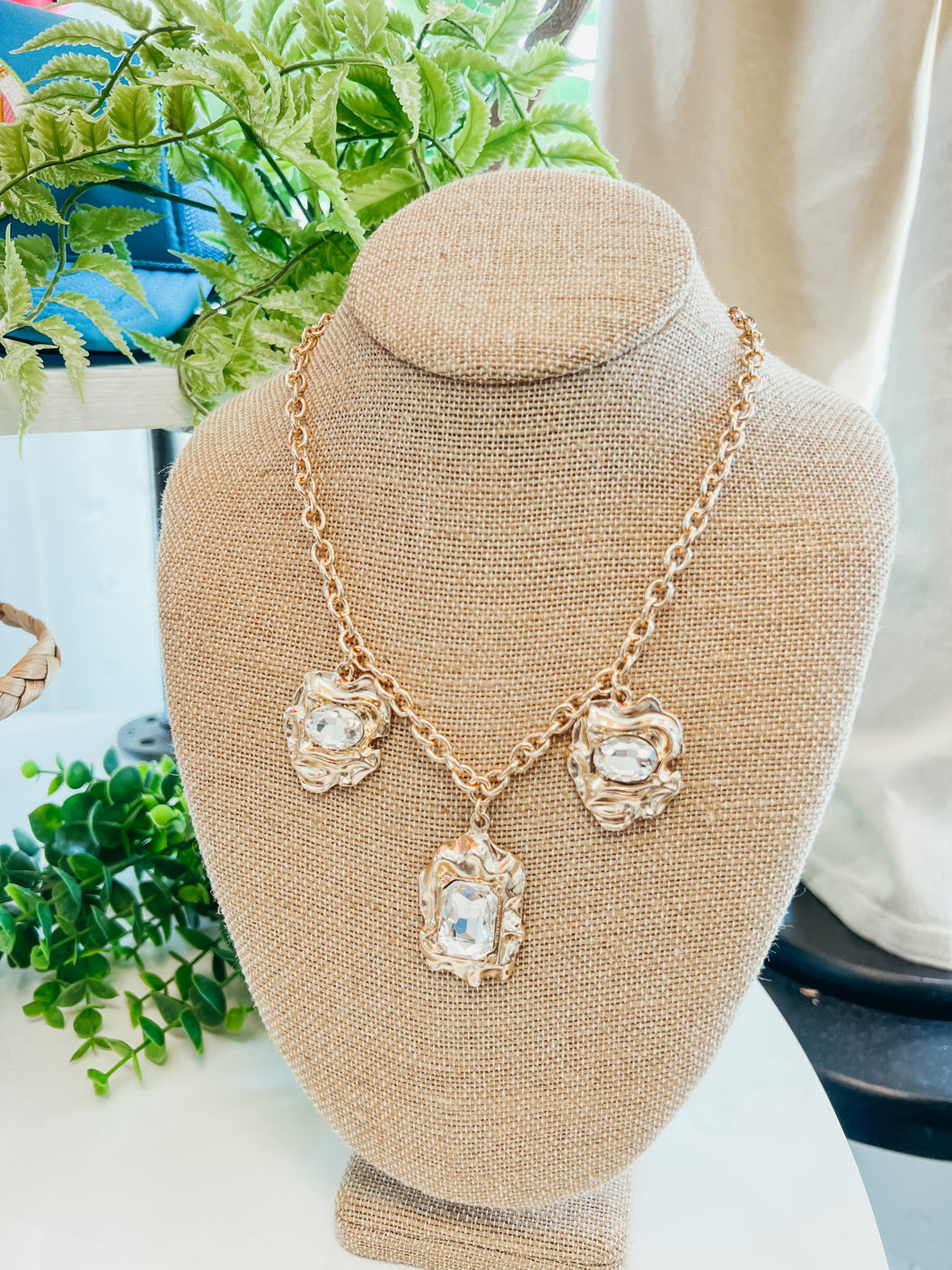 Gold Three Crystal Pendant Necklace