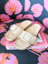 Load image into Gallery viewer, Delphine Slide Sandals - Raffia
