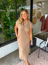 Load image into Gallery viewer, Elaina Butter Soft Stitch Midi Dress- Taupe
