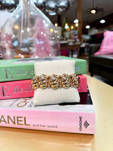 Gold Ribbed Oval Stretch Bracelet