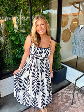 Load image into Gallery viewer, Birdie Botanical Print Ruched Midi Dress- Navy
