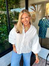 Load image into Gallery viewer, Davis Eyelet Button Up Top- White
