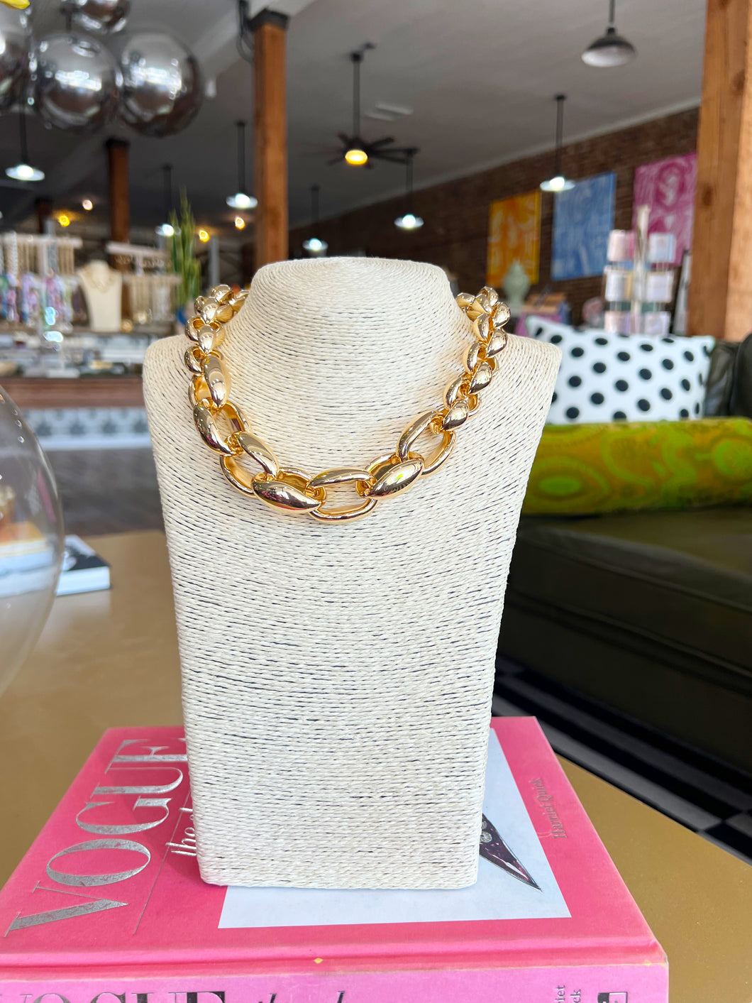 Gold Chunky Gradual Link Necklace