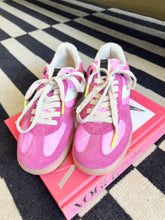 Load image into Gallery viewer, Sylvia Color Block Sneakers -Pink

