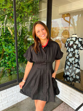 Load image into Gallery viewer, Hunter Pleated Button Up Mini Dress- Black
