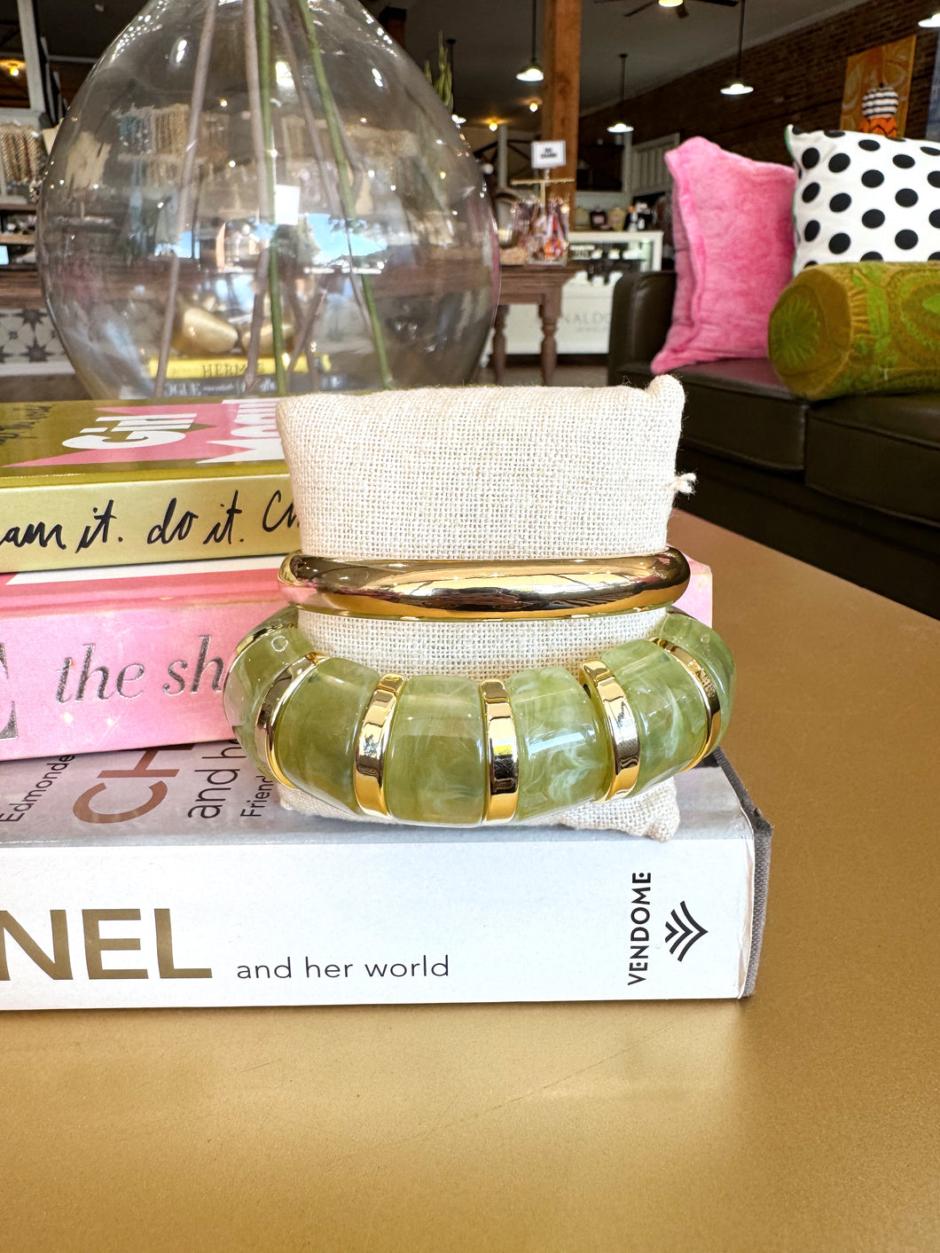 Gold Acrylic Bangle Bracelet Set - Olive