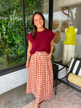 Load image into Gallery viewer, Raleigh Sleeveless Knit Sweater Top- Burgundy
