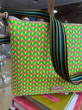 Load image into Gallery viewer, Downtown Crossbody - Sunny
