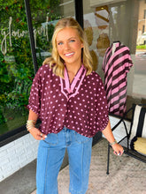 Load image into Gallery viewer, Linny Polka Dot Banded V-Neck Top- Burgundy
