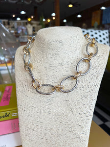 Two Toned Textured Chunky Oval Link Necklace