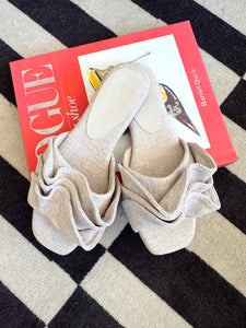 Daisy Ruffle Sandals- Natural