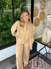 Load image into Gallery viewer, Kaye Pleated Bubble Jacket Pant Set- Tan
