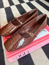 Load image into Gallery viewer, Adele Ballet Flats - Brown Croc
