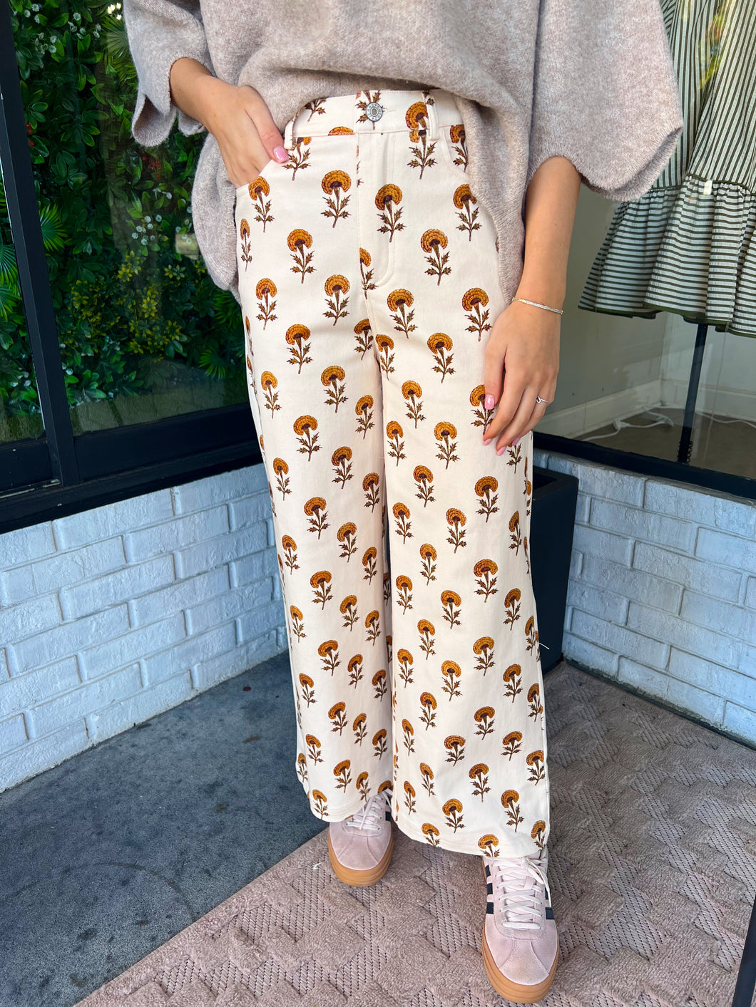 Bryn Botanical Printed Wide Leg Pants - Cream
