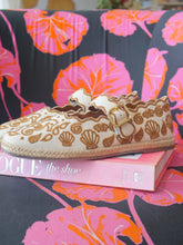 Load image into Gallery viewer, Ariana Espadrille Embroidered Flats-Tan
