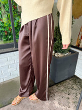 Load image into Gallery viewer, Jody Silk Side Stripe Pants- Brown/Cream
