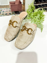 Load image into Gallery viewer, Andromeda Woven Loafer - Gold
