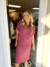Load image into Gallery viewer, Blakely Ribbed Midi Dress- Wine
