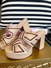 Load image into Gallery viewer, Honey Knotted Platform Heels - Nude
