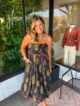 Load image into Gallery viewer, Sinclair Floral Scallop Midi Dress- Black
