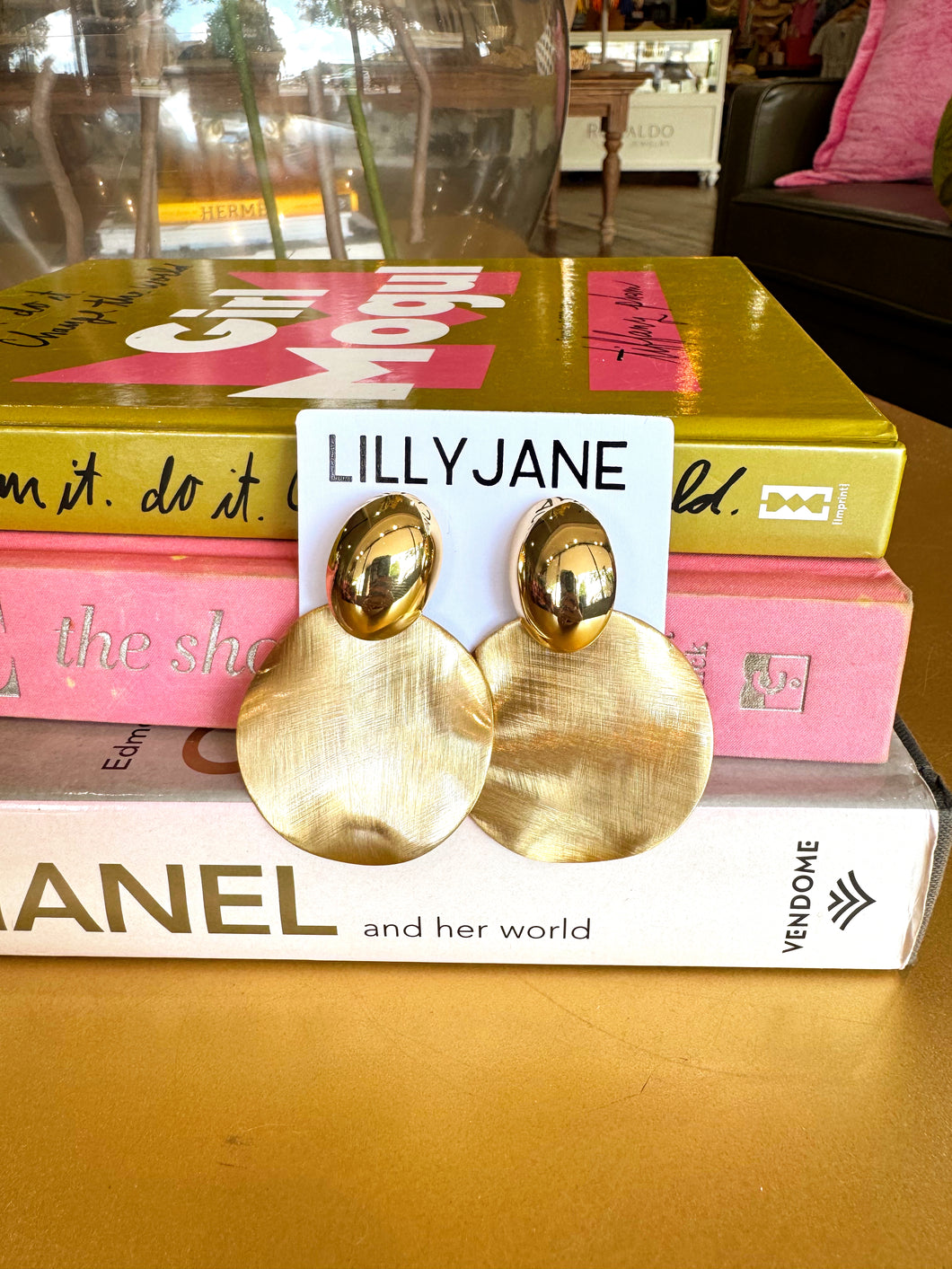 Gold Chunky Wavy Disc Dangle Earrings