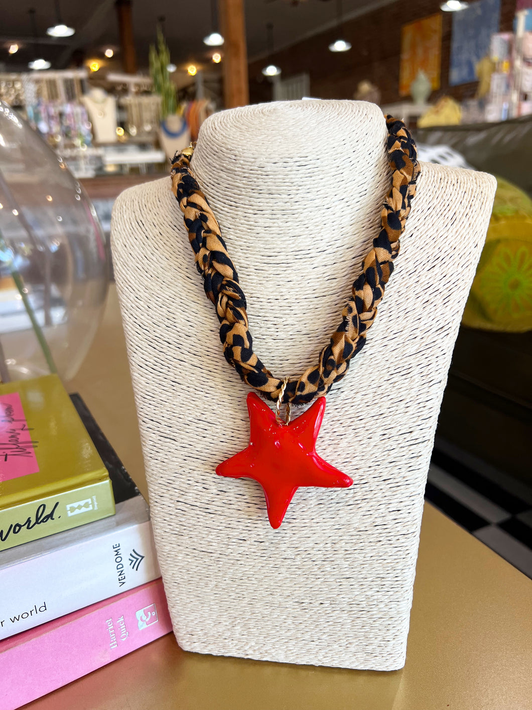 Chunky Leopard Bandana Star Necklace - Red