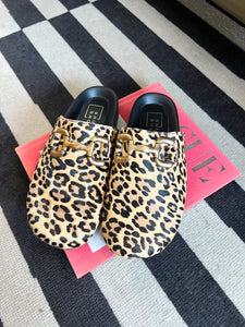 Azalea Clogs - Leopard