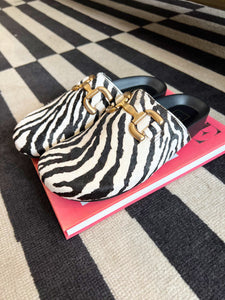 Azalea Clogs - Zebra