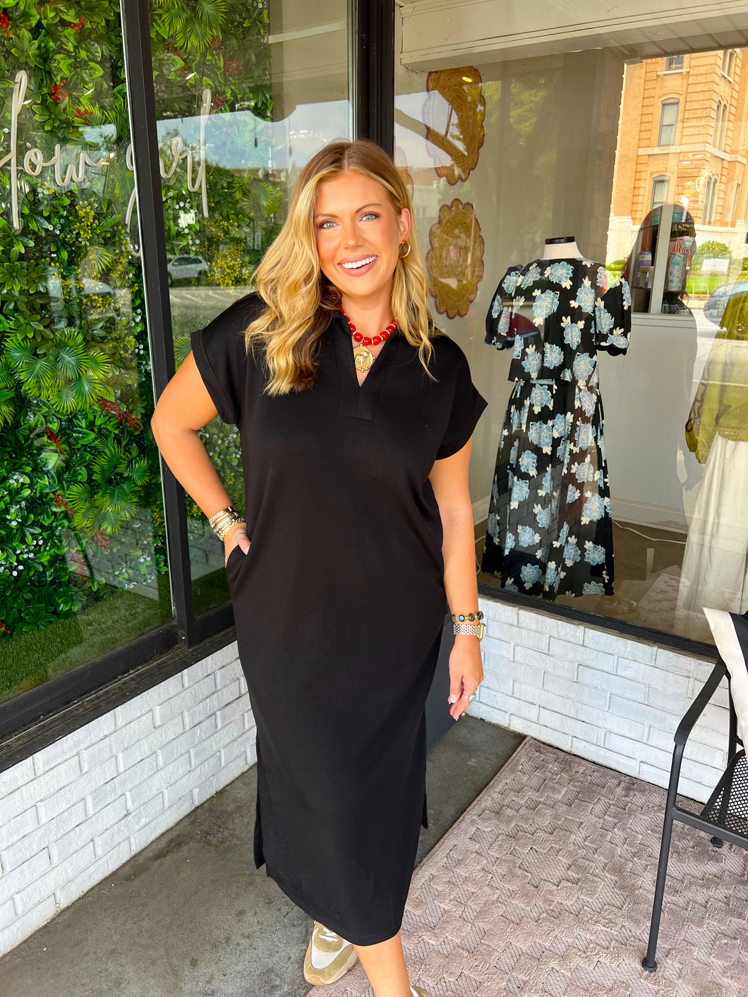 Louise Luxe Soft Collared Midi Dress-Black