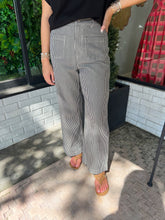 Load image into Gallery viewer, Lennon Striped Wide Leg Pants- Black/White
