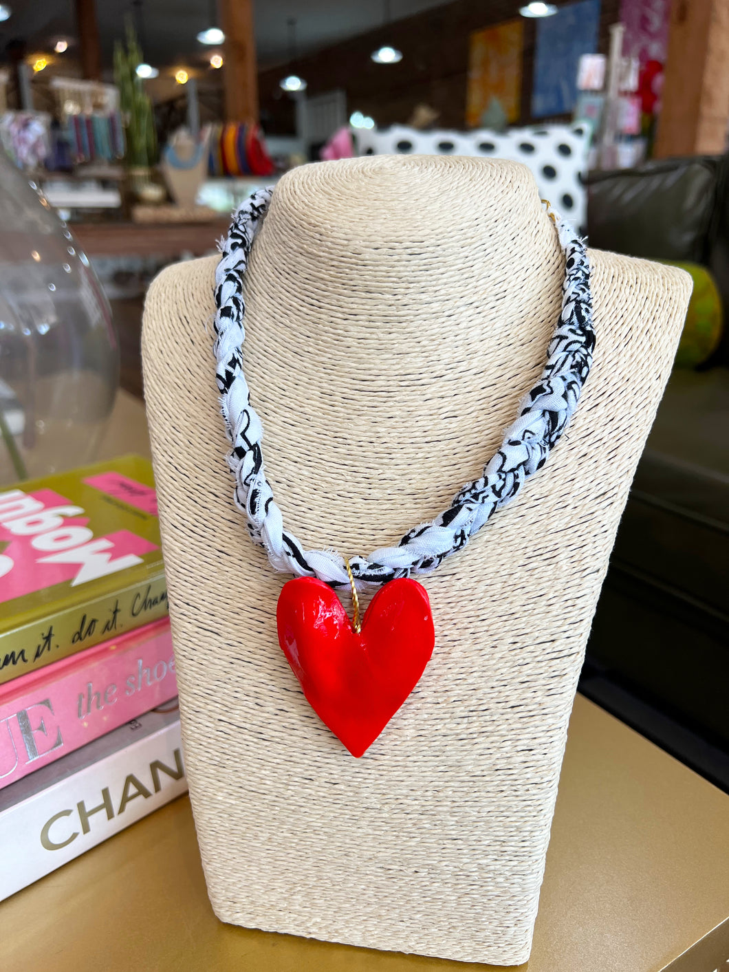 Chunky White Bandana Heart Necklace - Red